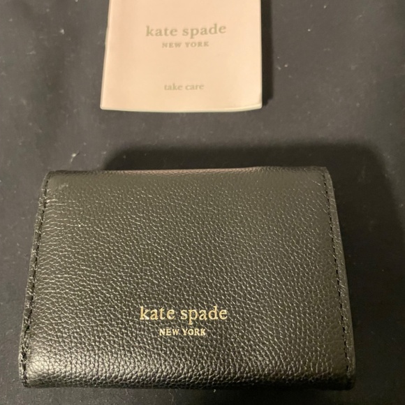 Kate Spade wallet - Picture 2 of 3